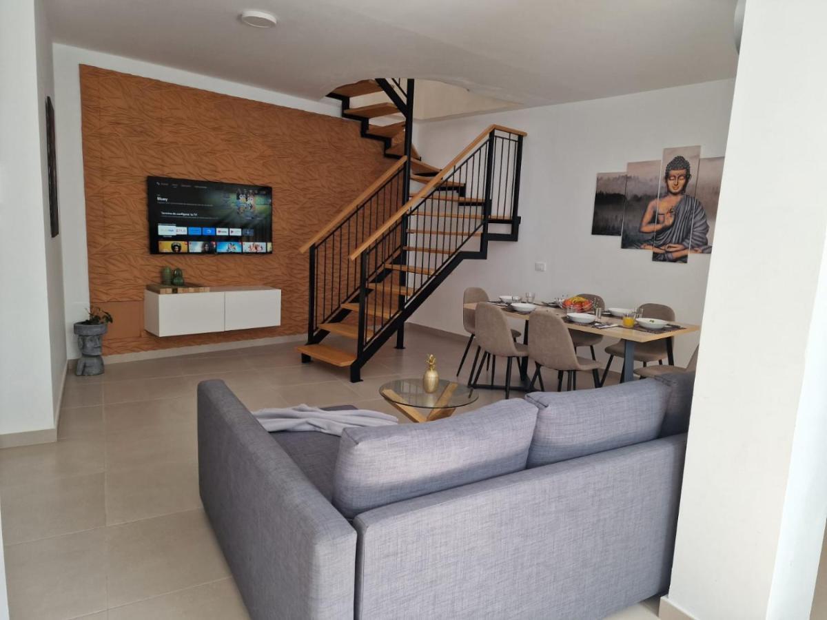 Duplex De 2 Y 2 Banos Y Con Jackuzzi Privado